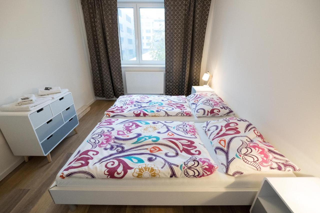 Bein Apartment With Parking Брно Екстер'єр фото